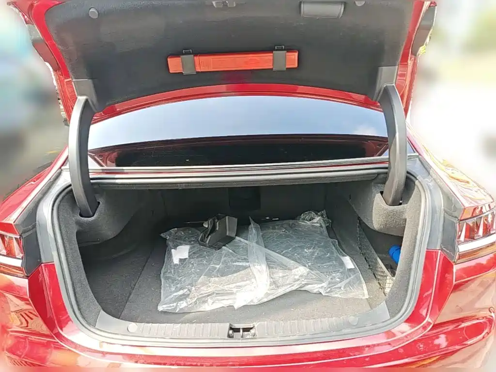 BYD Han — миниатюра 24