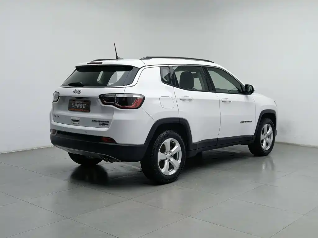 Jeep Compass — миниатюра 2