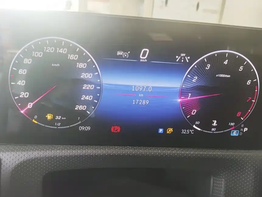 Mercedes-Benz A-Class — миниатюра 12