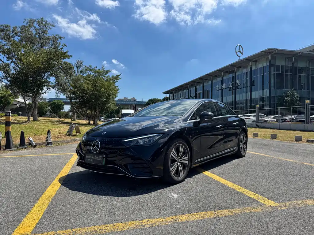 Mercedes-Benz EQE