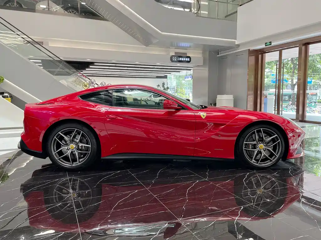 Ferrari F12berlinetta 6.3L Standard Type, фото 4