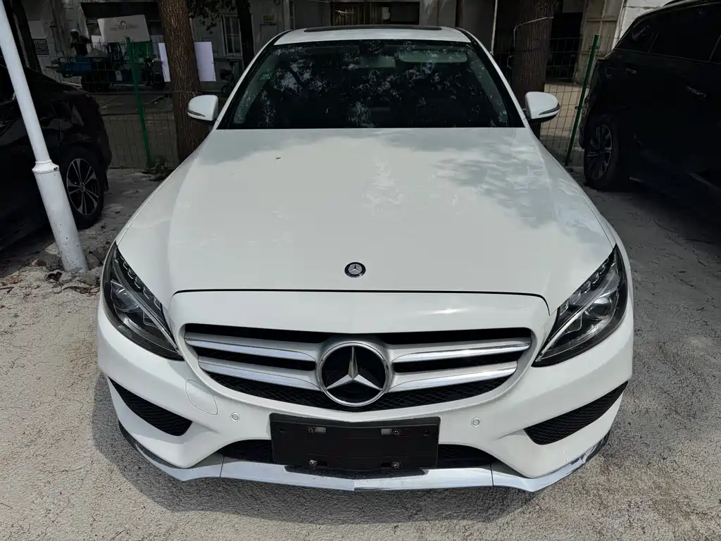 Mercedes-Benz C-Class — миниатюра 2