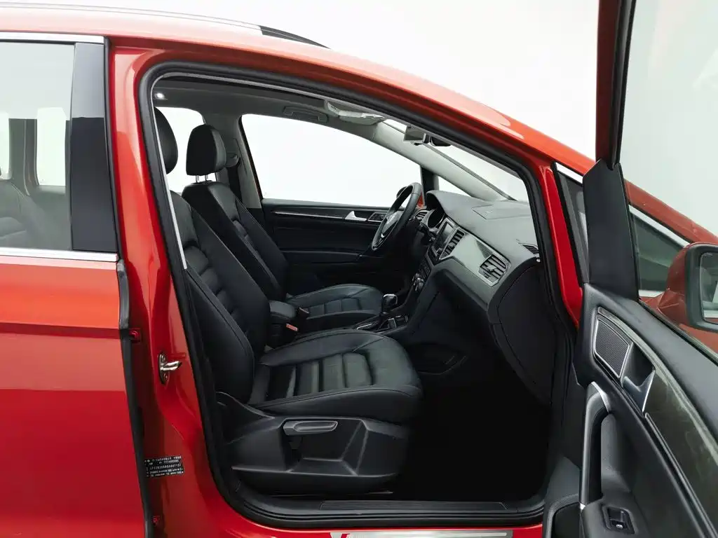 Volkswagen Golf Sportsvan — миниатюра 23