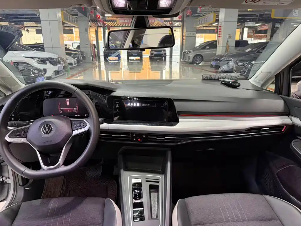Volkswagen Golf — миниатюра 4
