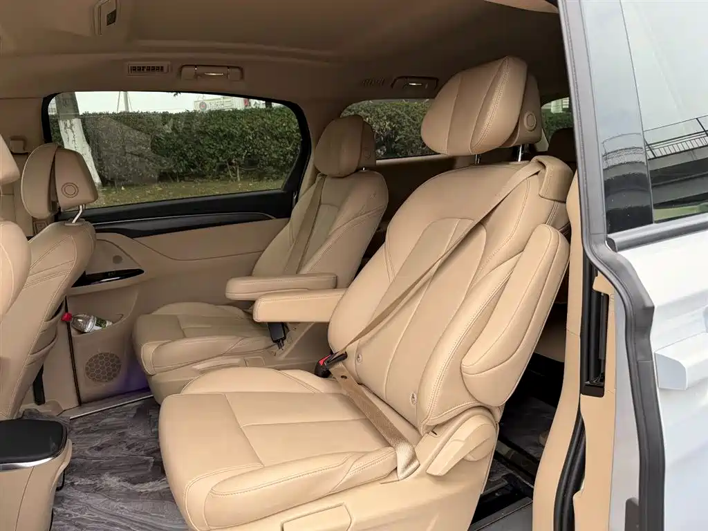 Buick GL8 2025 Smart