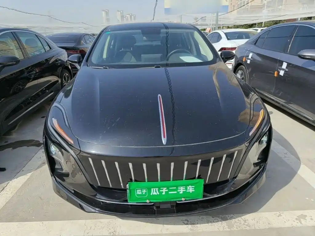 Hongqi Hongqi E-QM5 — миниатюра 3