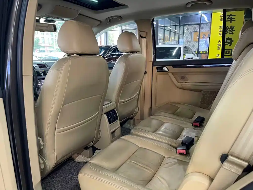 Volkswagen Touran — миниатюра 8