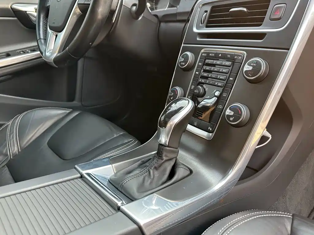 Volvo V60 — миниатюра 18