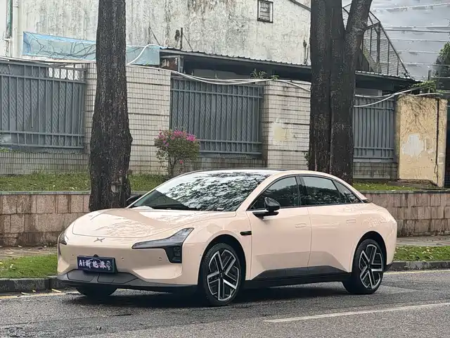 2025 Xpeng Mona M03