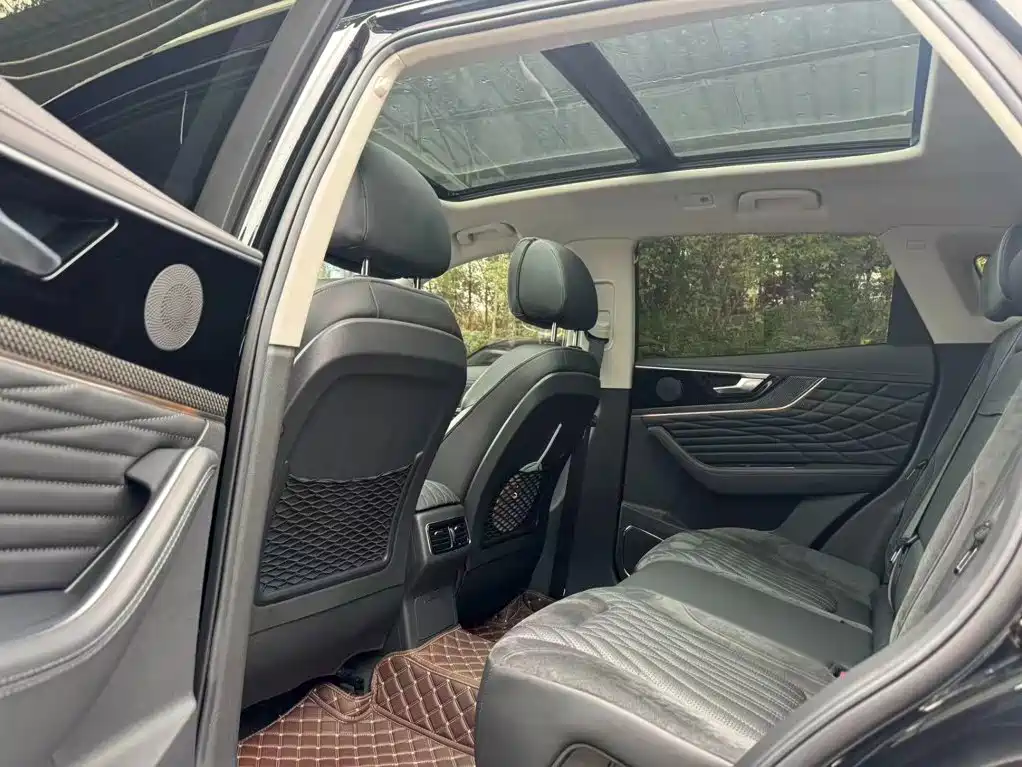 Hongqi Hongqi HS5 — миниатюра 4