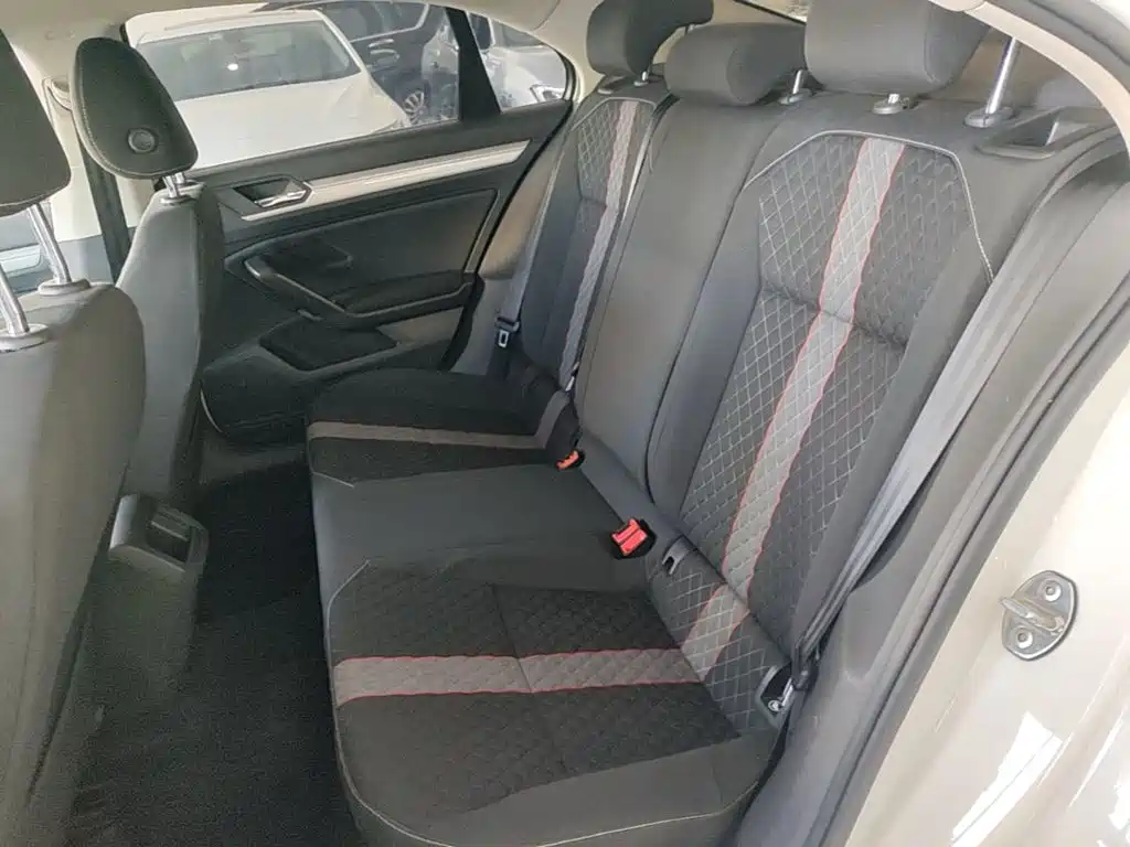 Volkswagen Lamando — миниатюра 17