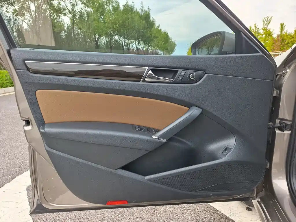 Volkswagen Passat — миниатюра 16