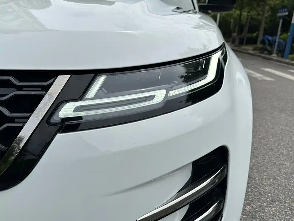 Land Rover Evoque — миниатюра 13