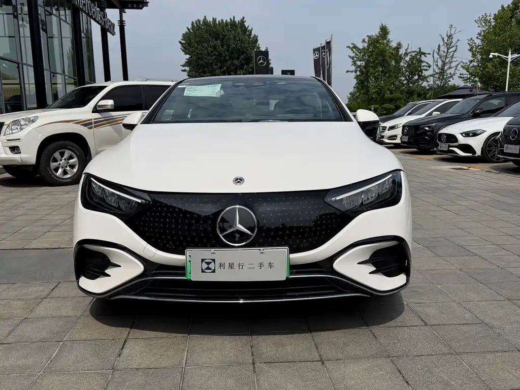Mercedes-Benz EQE 2025 500 4MATIC Luxury