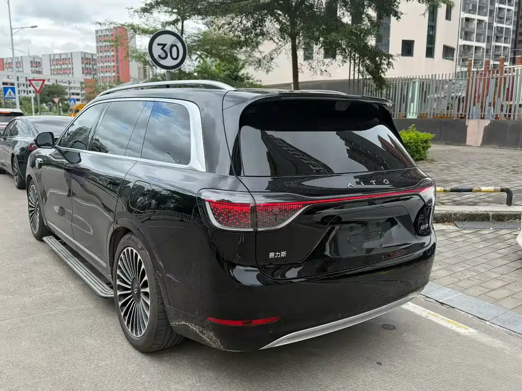 AITO Wenjie AITO M9 — миниатюра 5