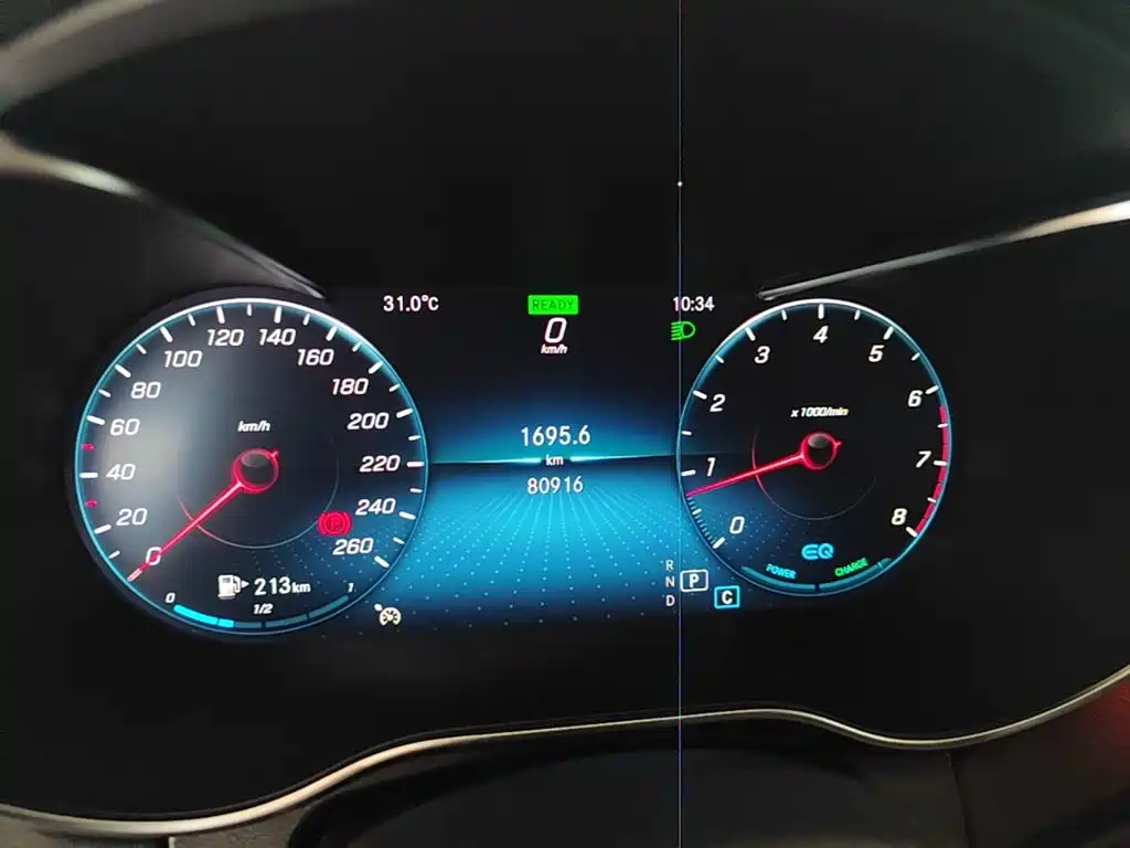Mercedes-Benz C-Class — миниатюра 12