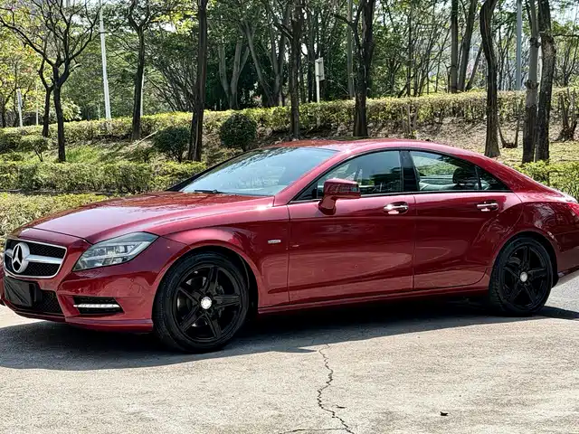 Mercedes-Benz CLS