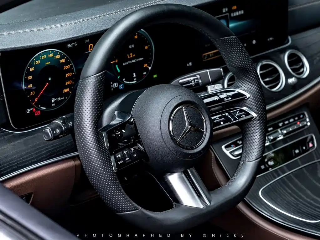Mercedes-Benz E-Class — миниатюра 4