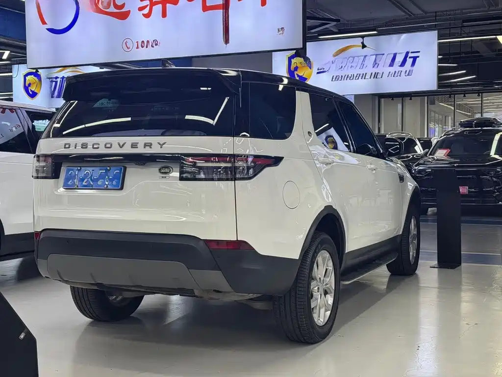 Land Rover Discovery — миниатюра 12