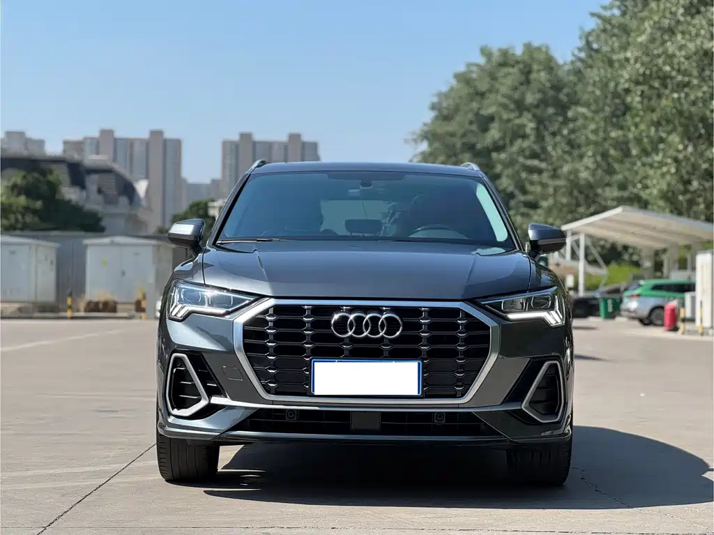 Audi Q3 2022 35 TFSI Fashion