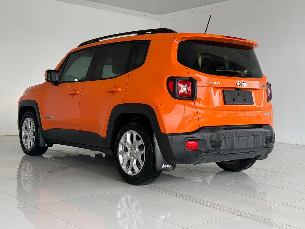 Jeep Renegade — миниатюра 10