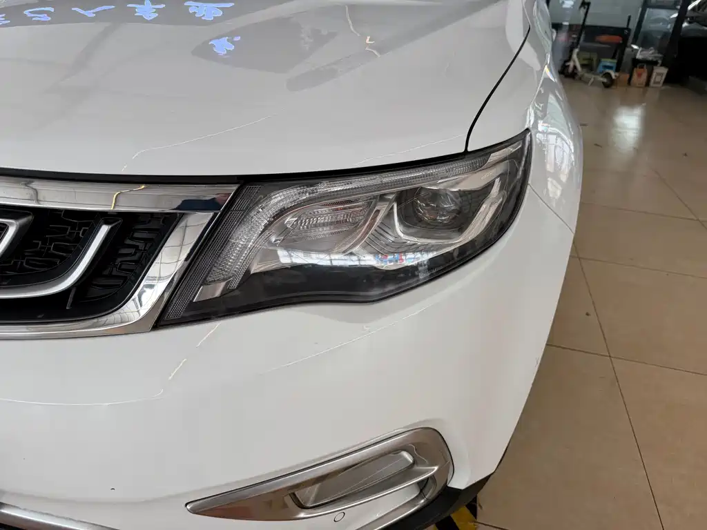 Geely Boyue — миниатюра 5