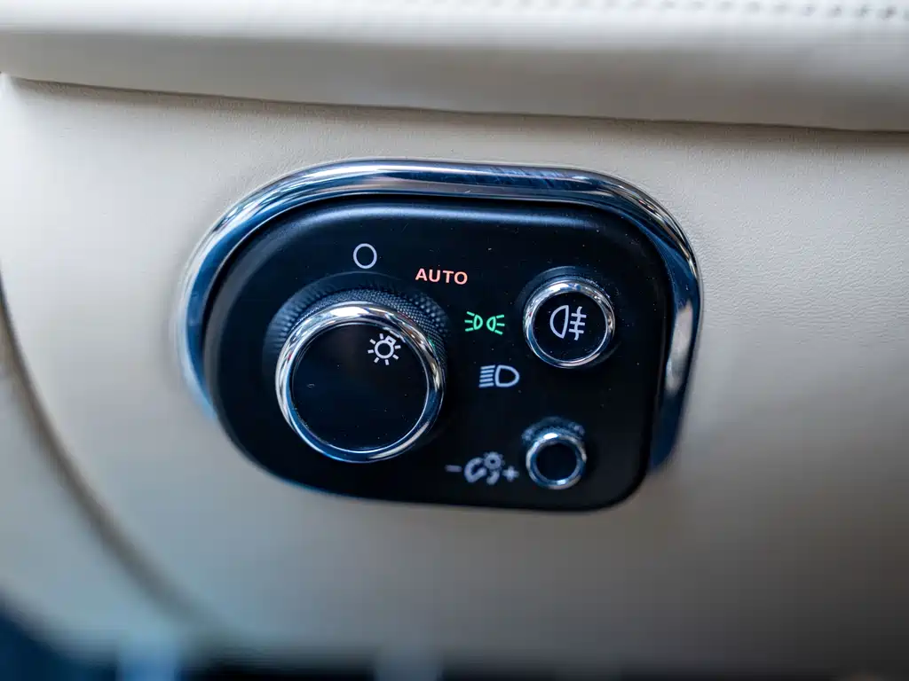 Bentley Mulsanne — миниатюра 19