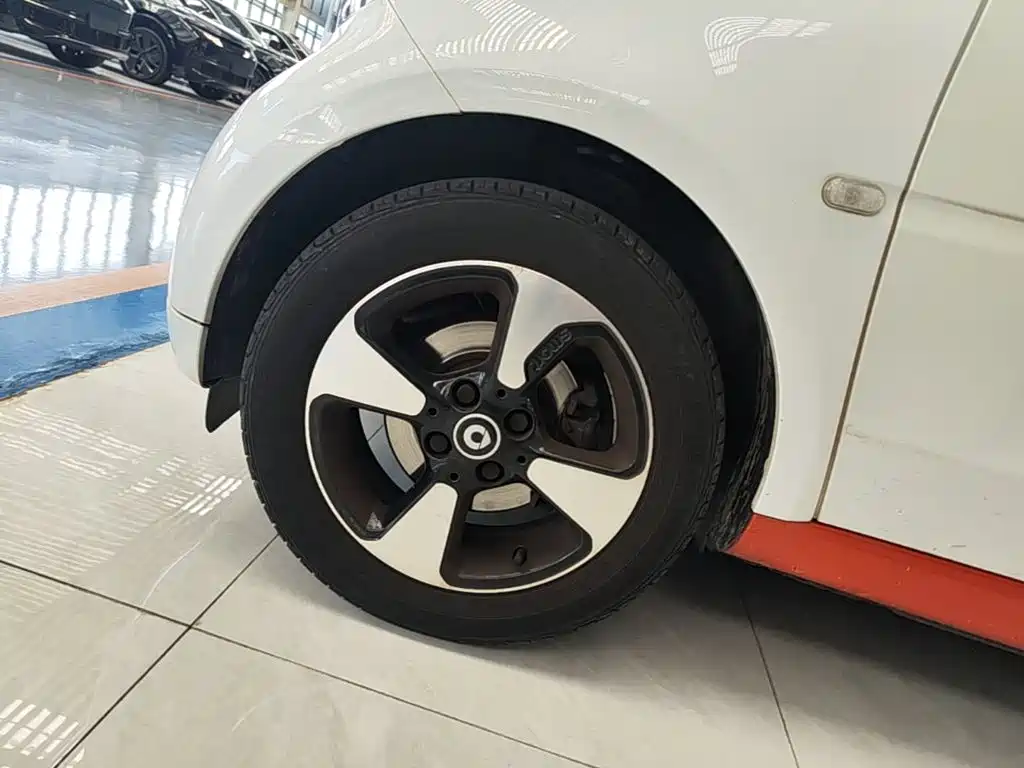 smart Smart Fortwo — миниатюра 23