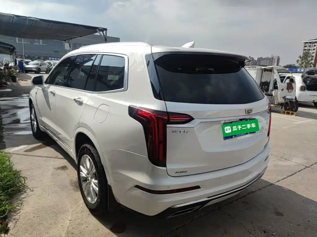 Cadillac XT6 — миниатюра 5