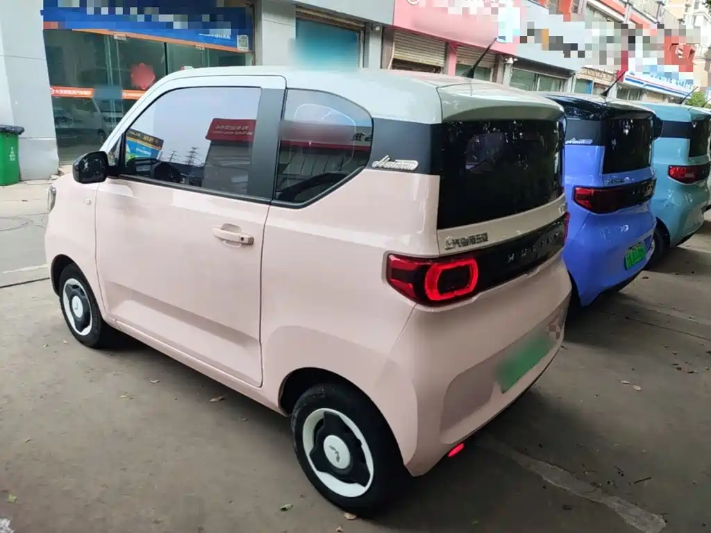 Wuling MINIEV — миниатюра 5