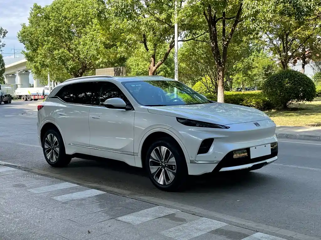 Buick E5 — миниатюра 5