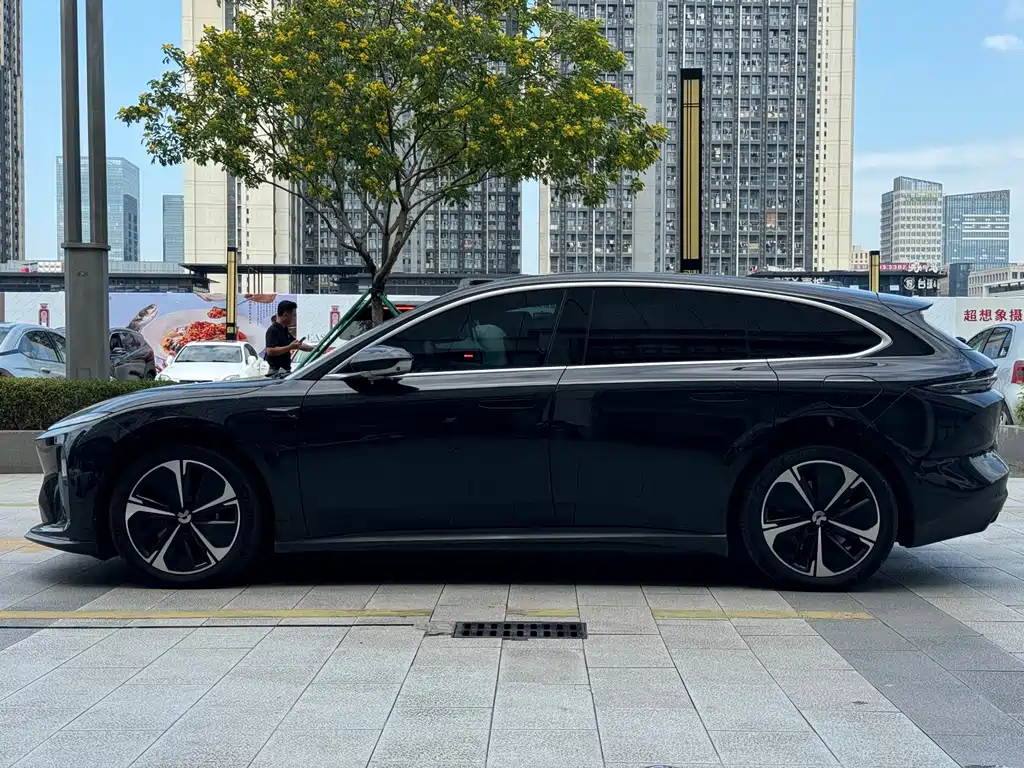 NIO ET5T — миниатюра 3