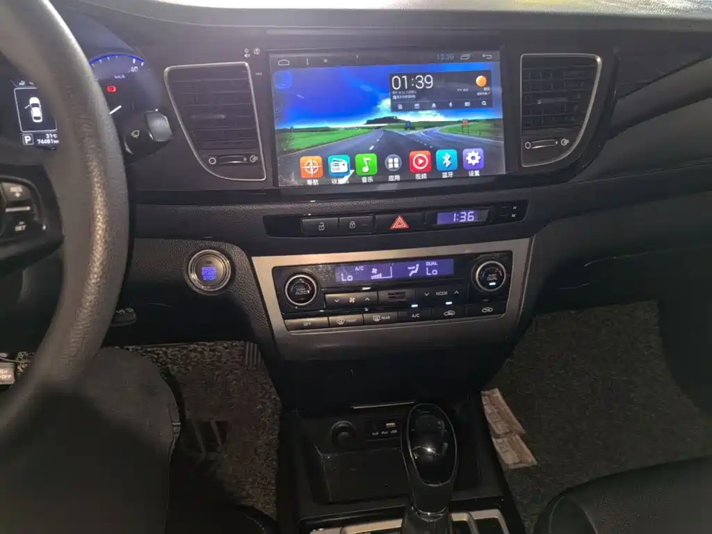 Hyundai Mistra — миниатюра 10