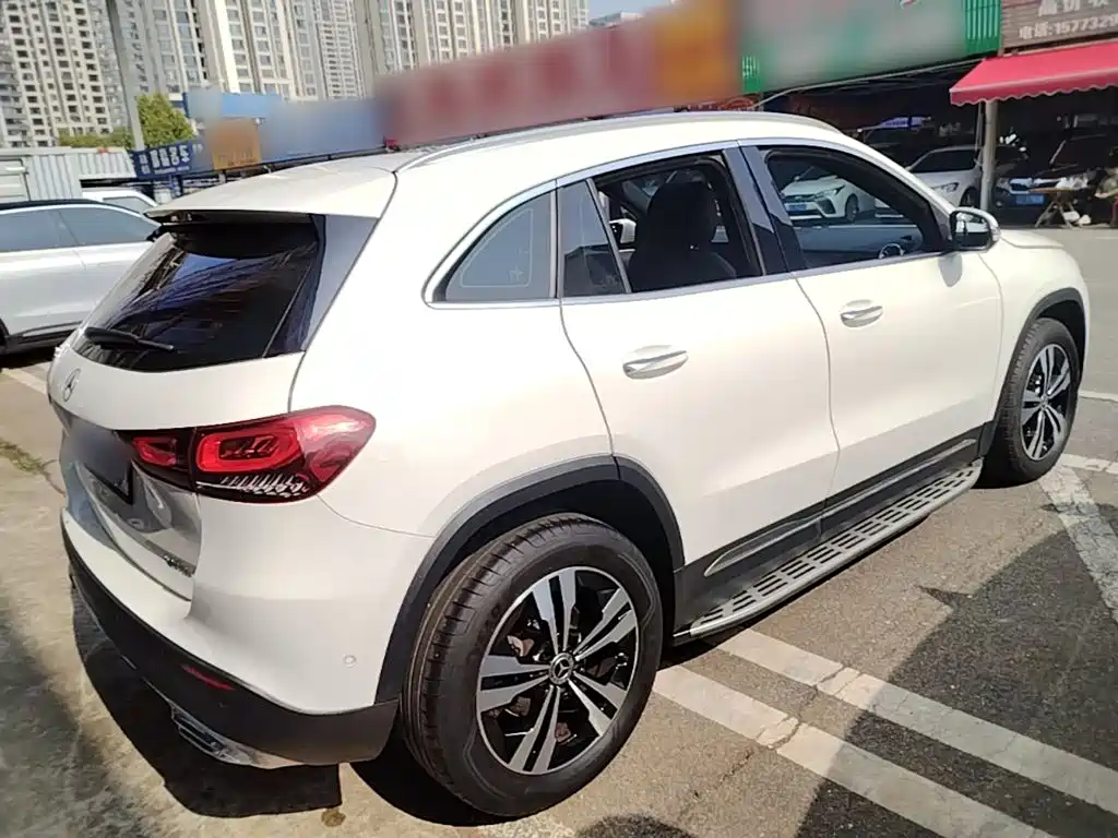 Mercedes-Benz GLA — миниатюра 7
