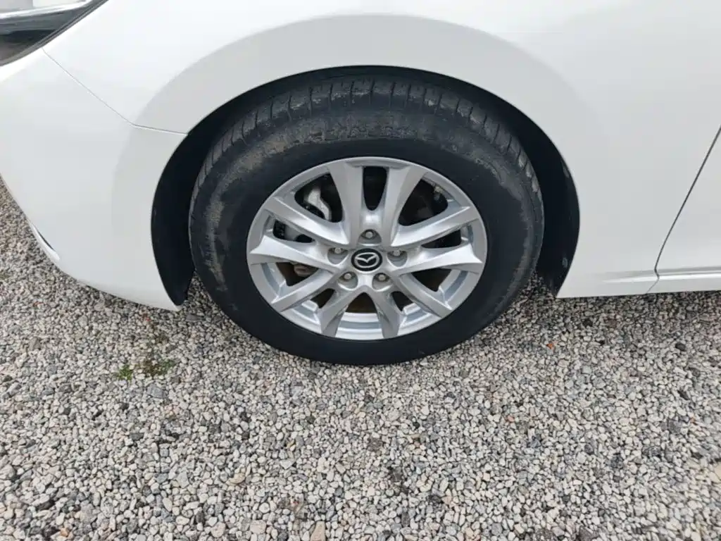 Mazda 3 Axela — миниатюра 23