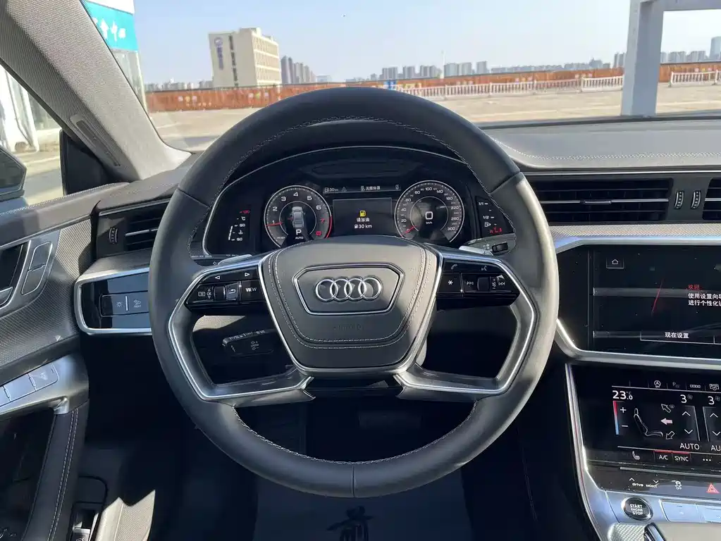 Audi A7L 2025 45 TFSI quattro