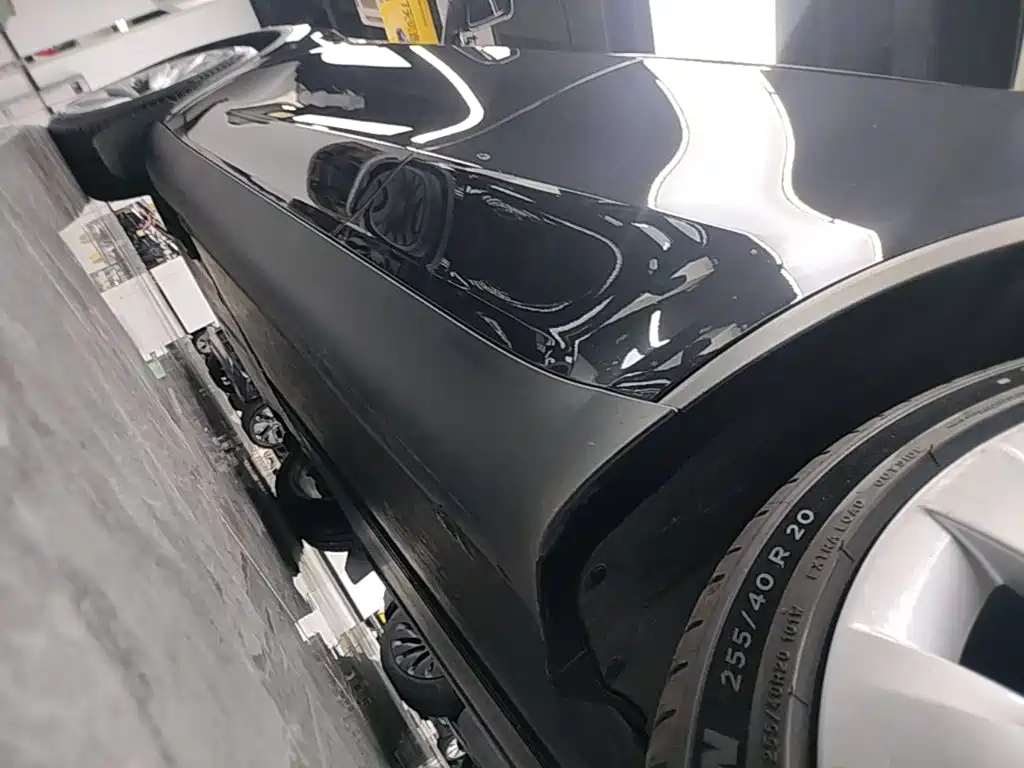 Tesla Model Y — миниатюра 22