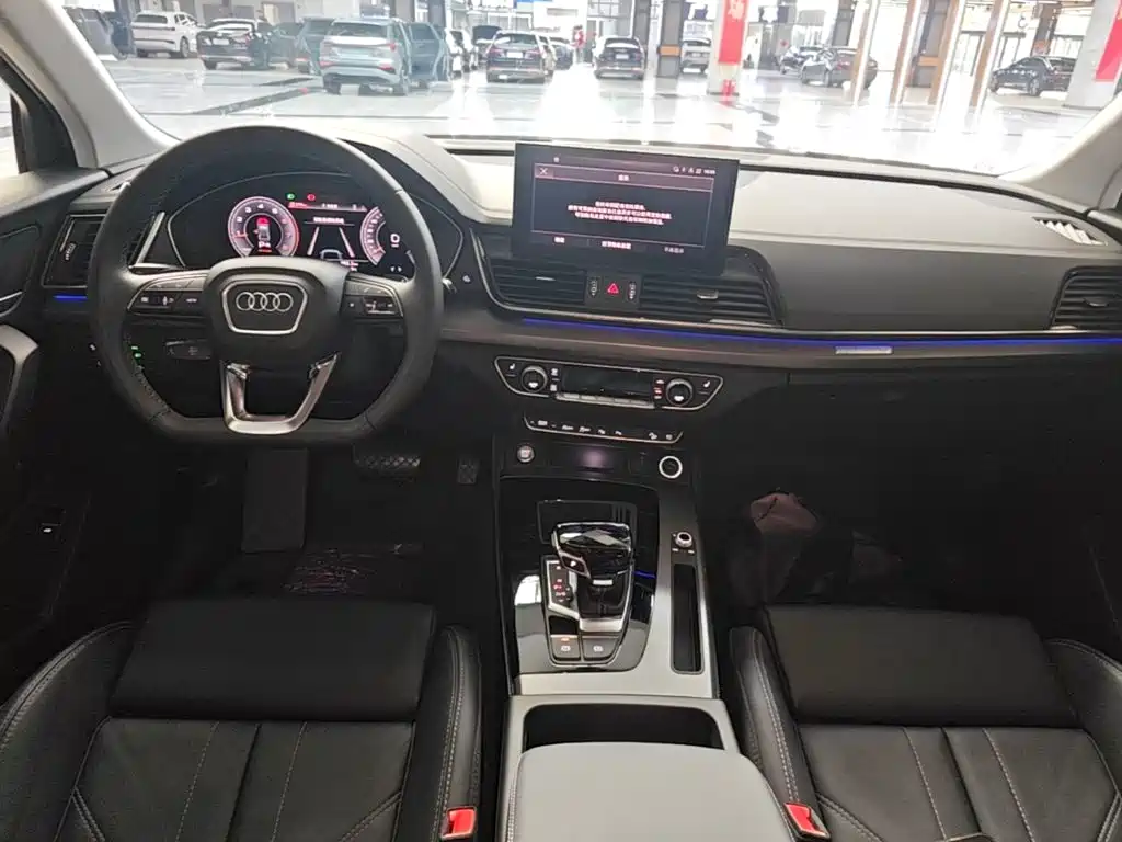 Audi Q5L — миниатюра 10
