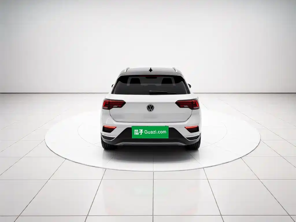 Volkswagen T-Roc — миниатюра 3