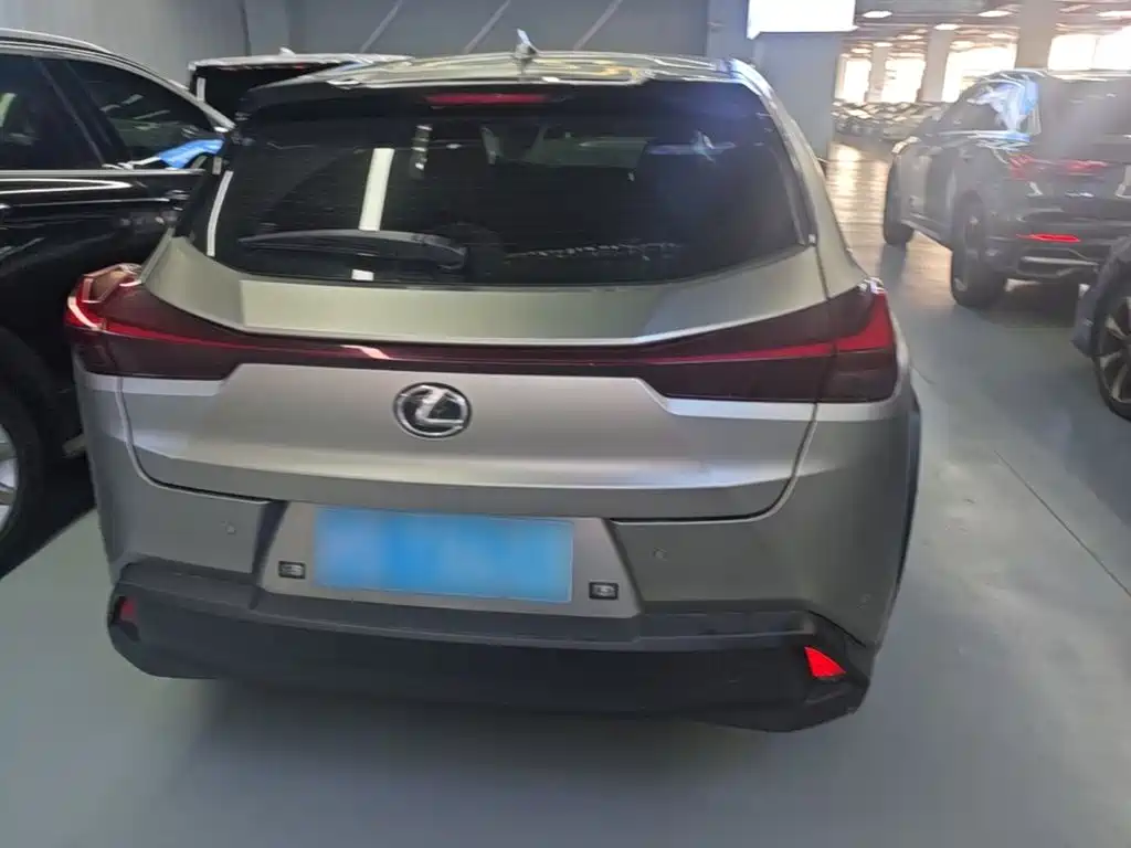 Lexus UX — миниатюра 6