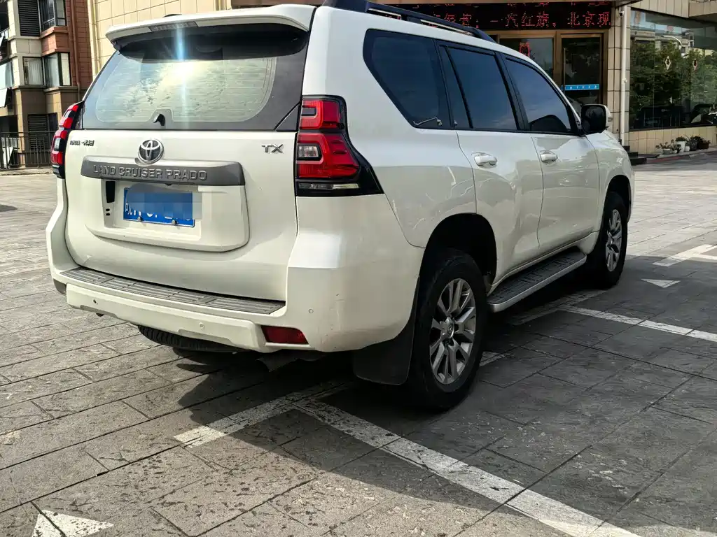 Toyota Prado — миниатюра 5