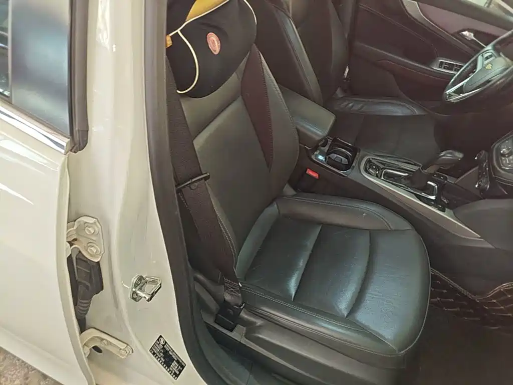 Chevrolet Malibu — миниатюра 25