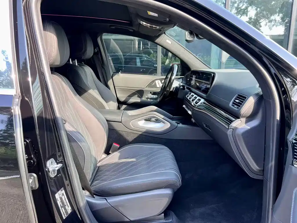 Mercedes-Benz GLS — миниатюра 7