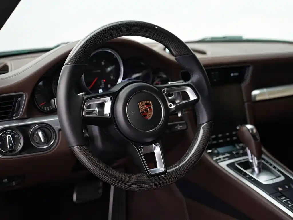 Porsche 911 — миниатюра 10