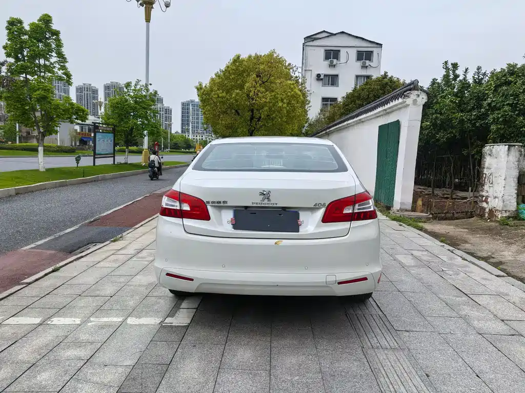 Peugeot 408 — миниатюра 4