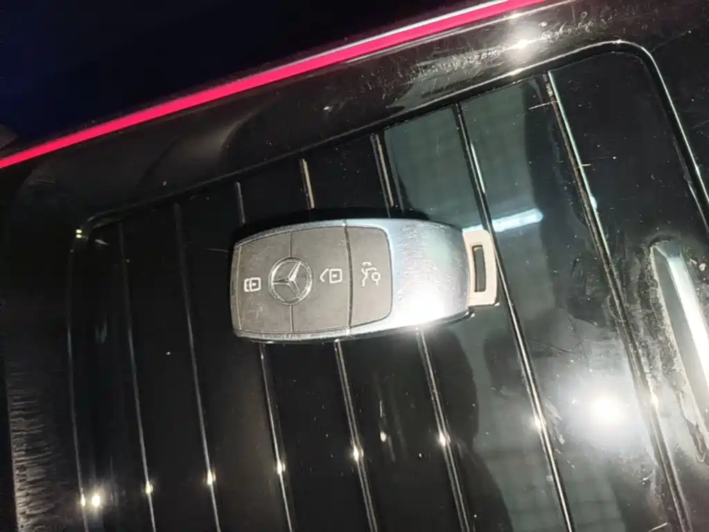 Mercedes-Benz GLB — миниатюра 9