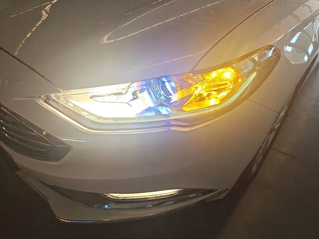 Ford Mondeo — миниатюра 24