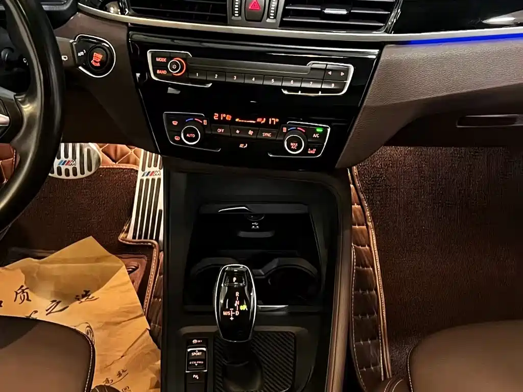 BMW X1 2022 sDrive25Li Lead