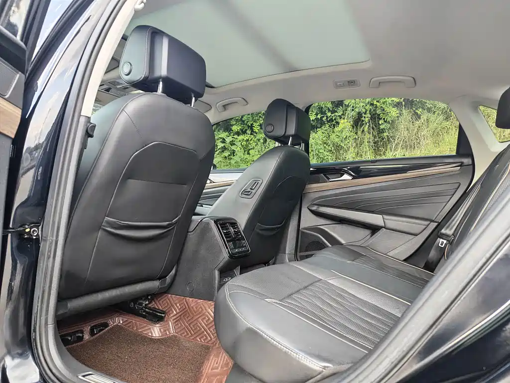 Volkswagen Passat — миниатюра 5