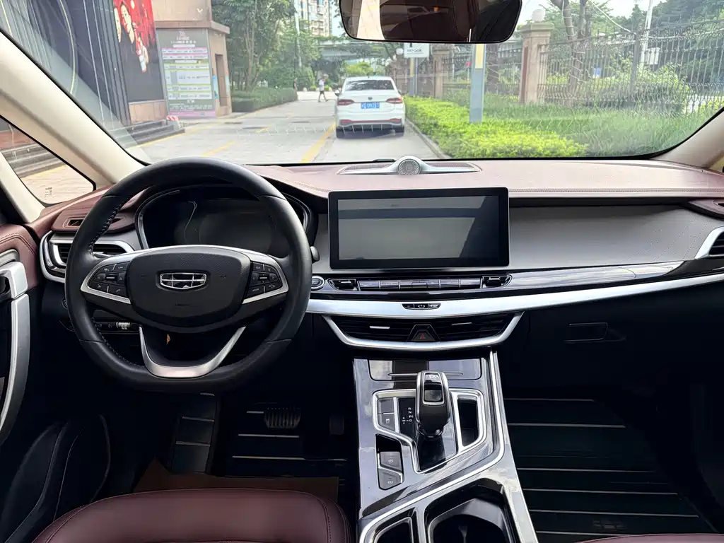 Geely Jia Ji — миниатюра 6